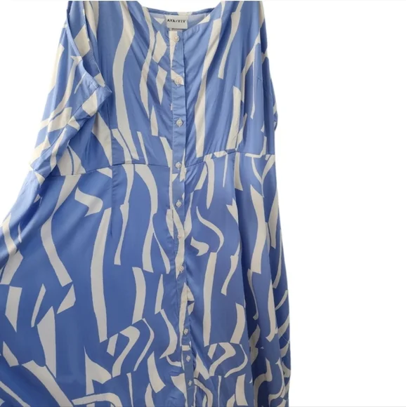 Ava & Viv Plus Size Button Light Blue And White Stretchy Midi Dress. Size XXL - Picture 6 of 8
